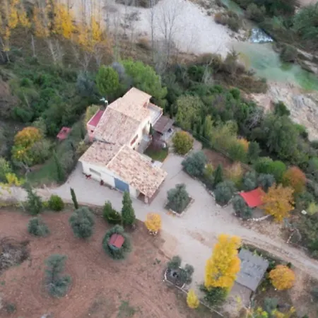 Maset Del Riu 乡村民宿 *