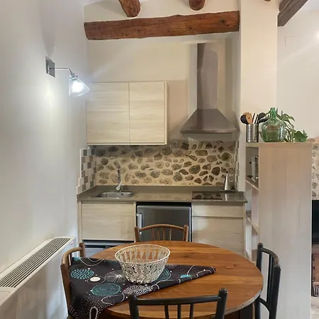 Maset Del Riu Вальдерробрес