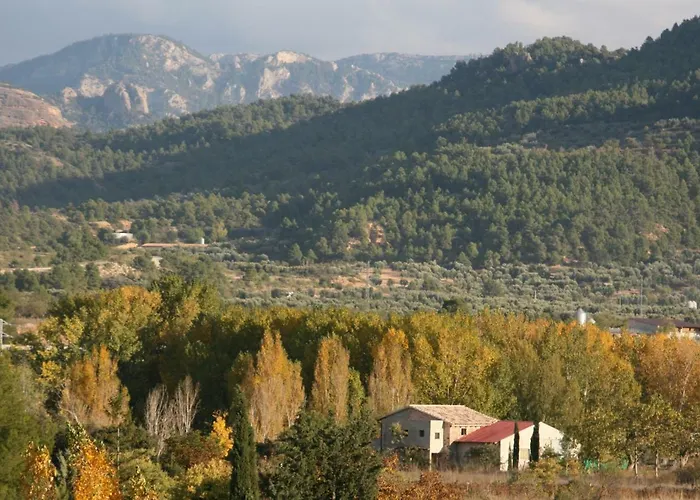 Maset Del Riu * 瓦德诺比斯